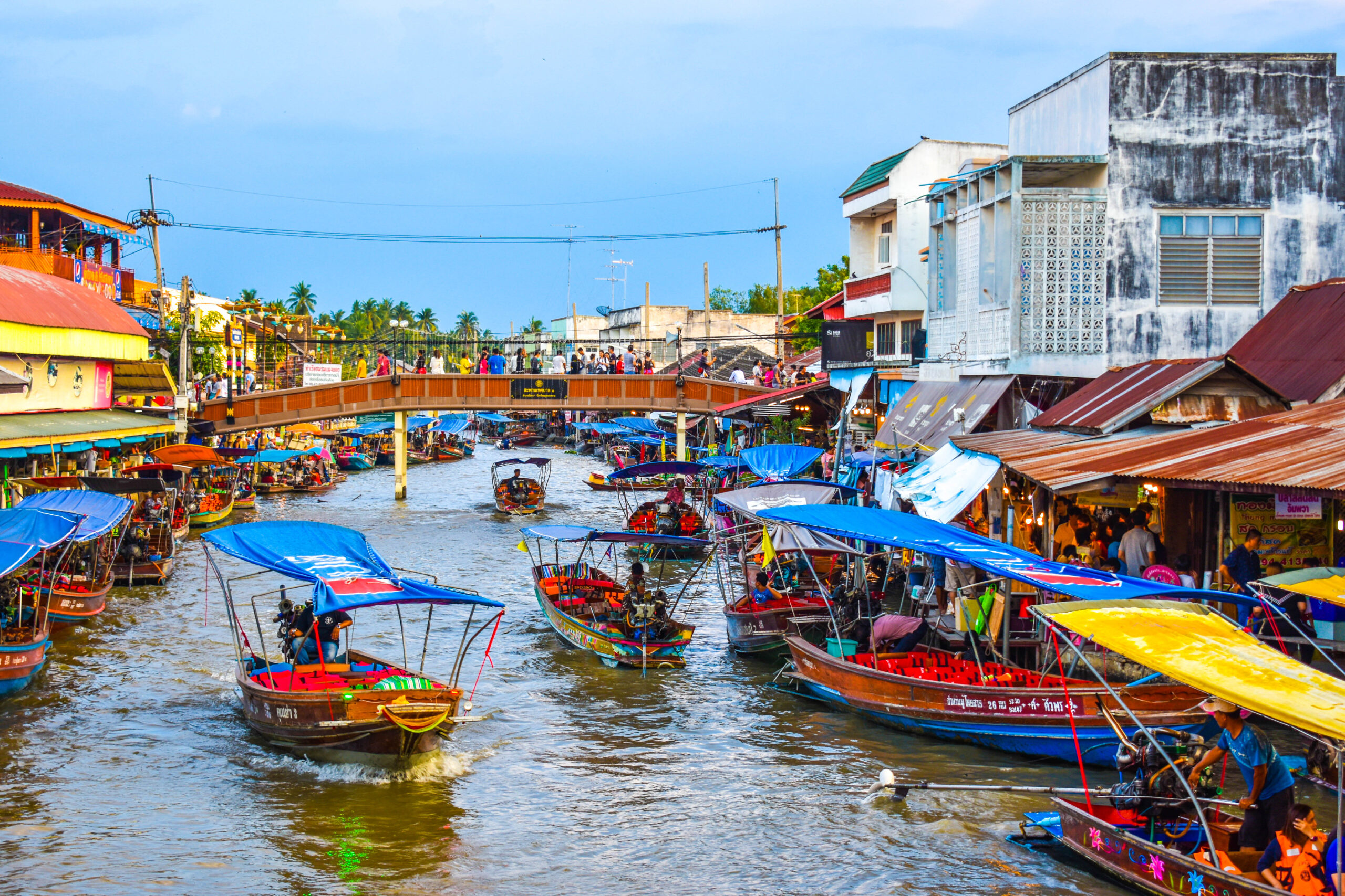 Amphawa Floating Market